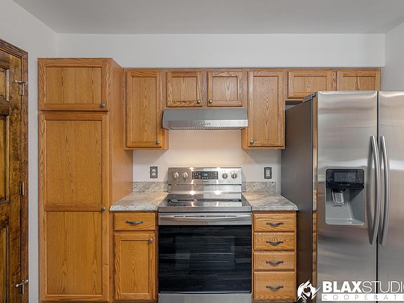 3rd image of 2328 Moonlight Dr