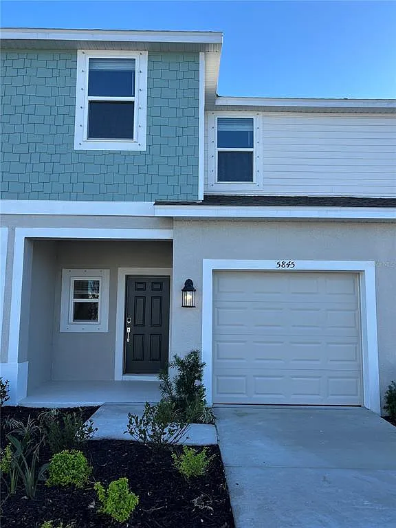 3 bed, 2.5 bath, 1412 sqft, $1,950 — Photo 1