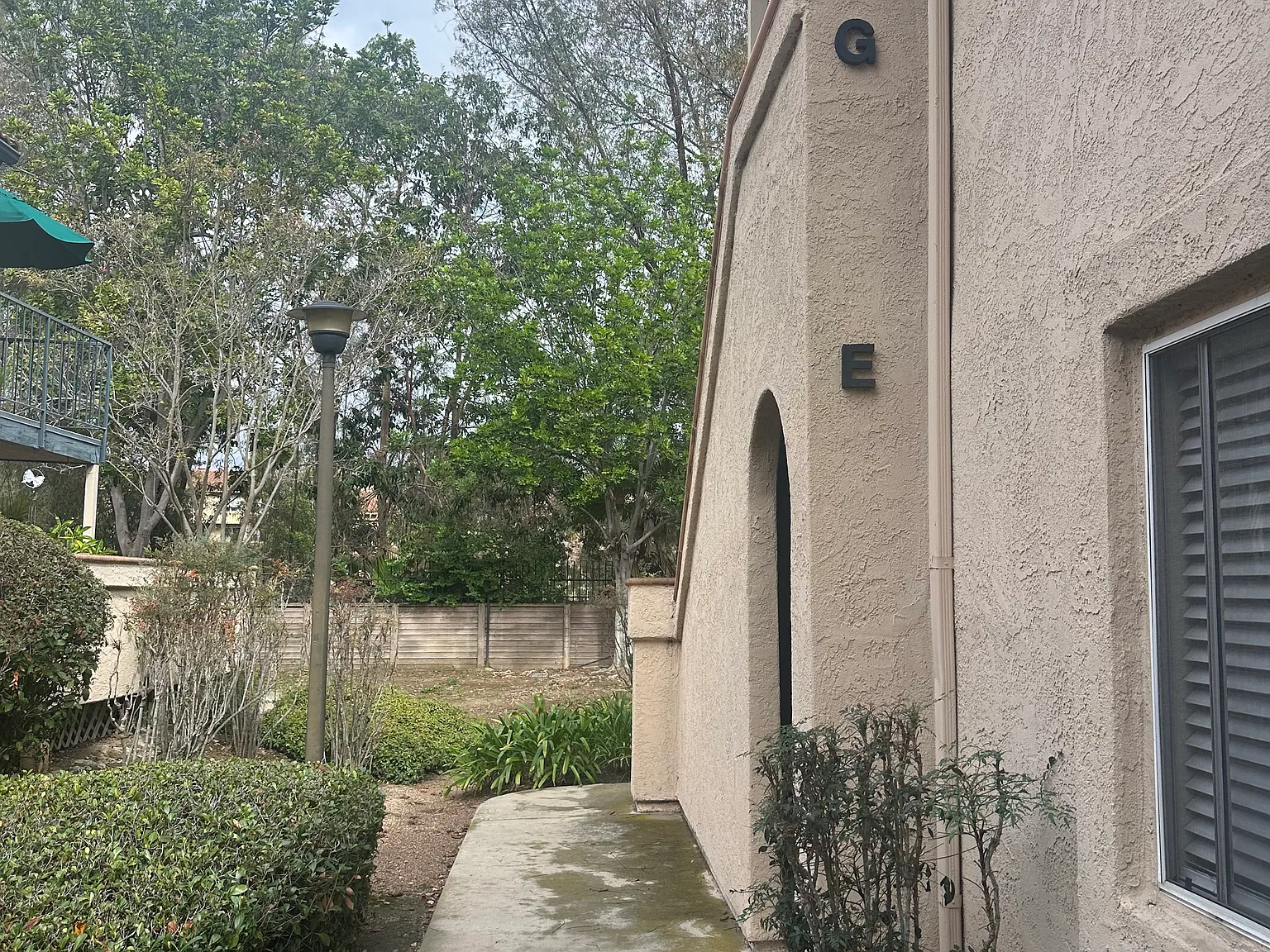 3 bed, 1230 sqft, $1,300 — Photo 2