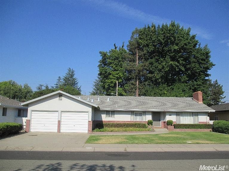 1st image of 501 Kensington Way
