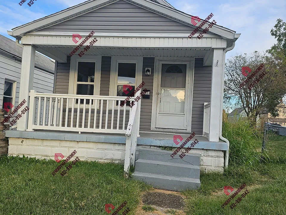 1113 Mary St