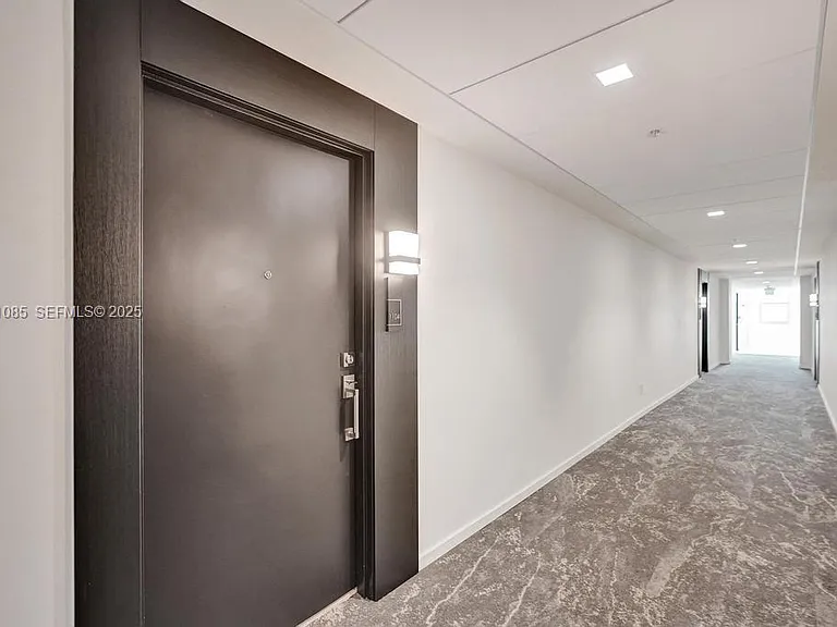 19380 Collins Ave #504 — Photo 4