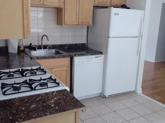 5th image of 6921 N Ashland Blvd #A2