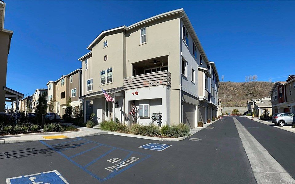 1st image of 532 Sertoma Way