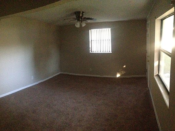 3rd image of 8111 Galveston Ave