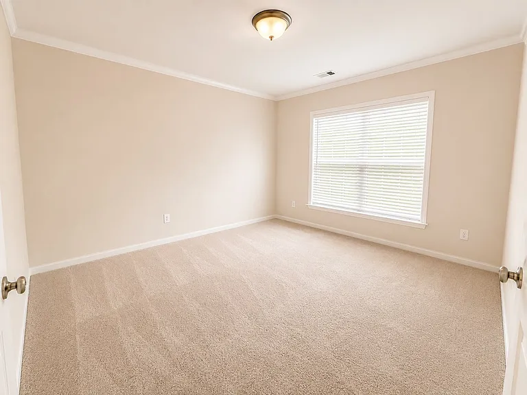 3550 Graham Way — Photo 11