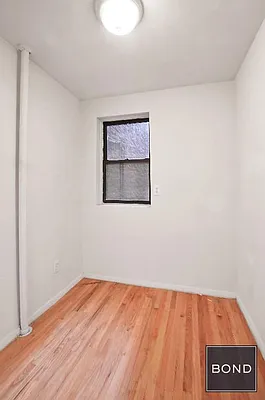 Rented by Bond New York | media 22