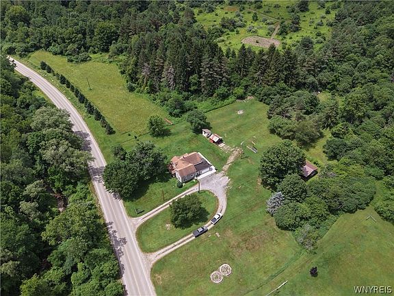 3rd image of 7385 Toad Hollow Rd