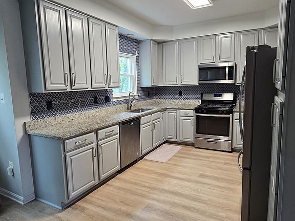 5th image of 6426 Osprey Ct