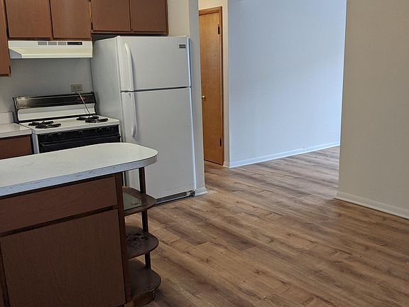 4th image of 512 Kungs Way #3A