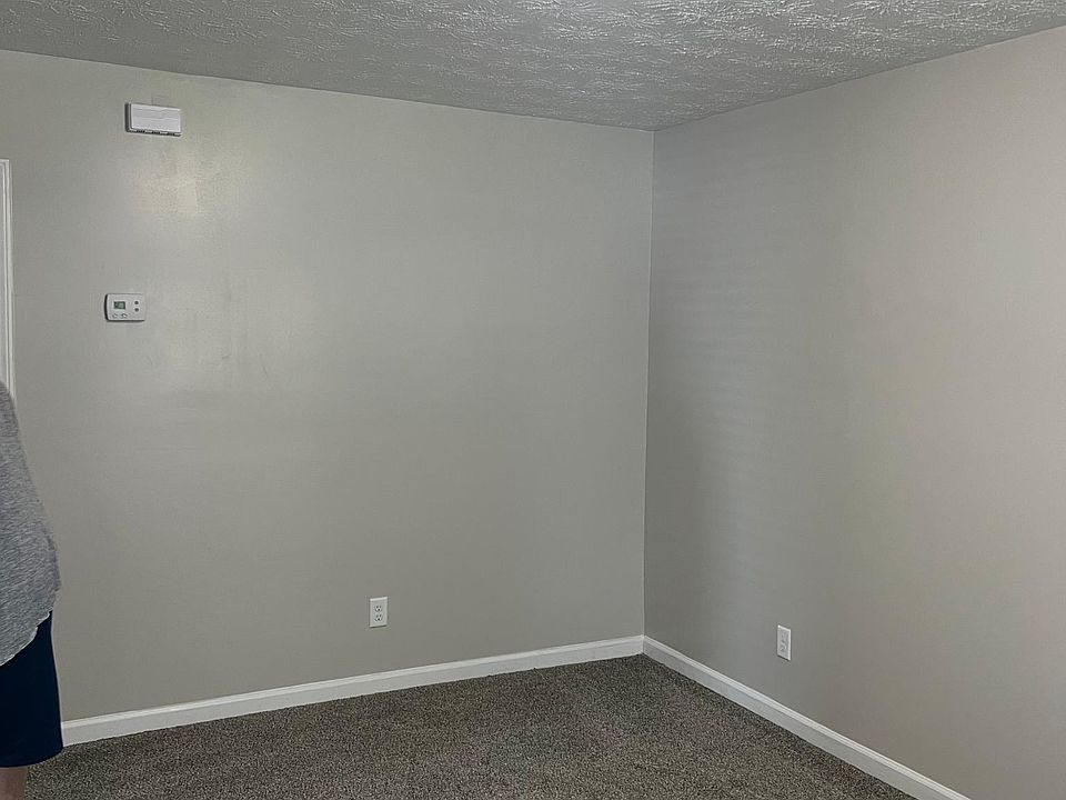 1st image of 332 W Locust St
