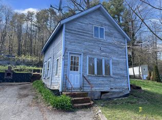 72 Lake St, Sabattus, ME 04280