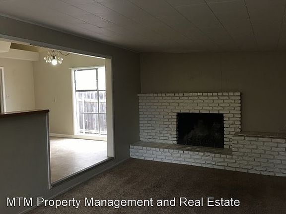 5th image of 5264 Manhasset Dr