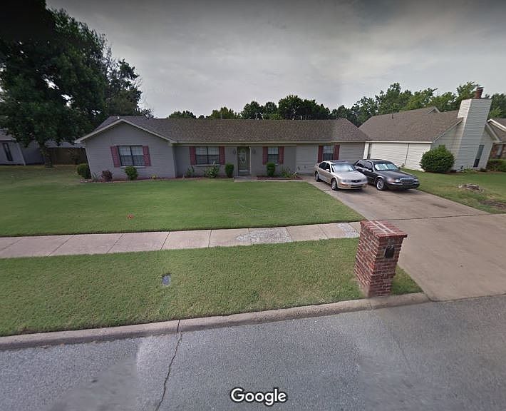 1st image of 504 Cornell Ave