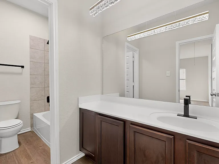 10422 Green Lake Dr — Photo 35