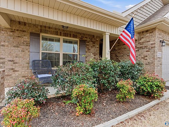 2nd image of 233 Olde Dogwood Trl