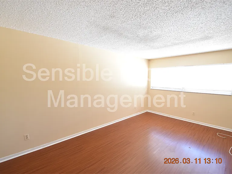 3910 44th St N #C9 — Photo 14