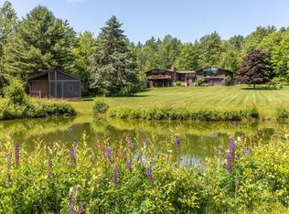 460 Mount Pritchard Ln, St George, VT 05495
