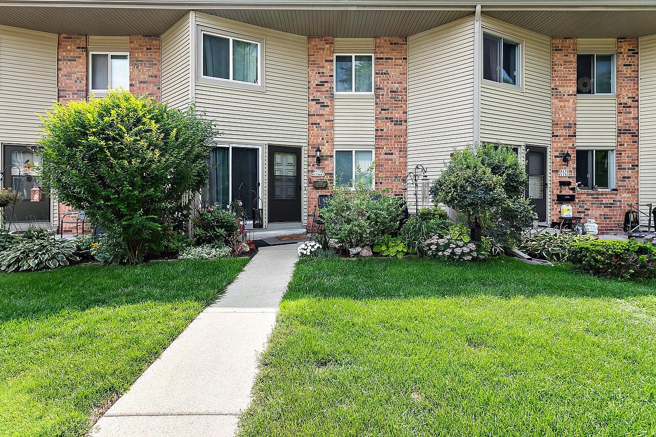 W170N11441 Armada DRIVE, Germantown, WI 53022 Zillow