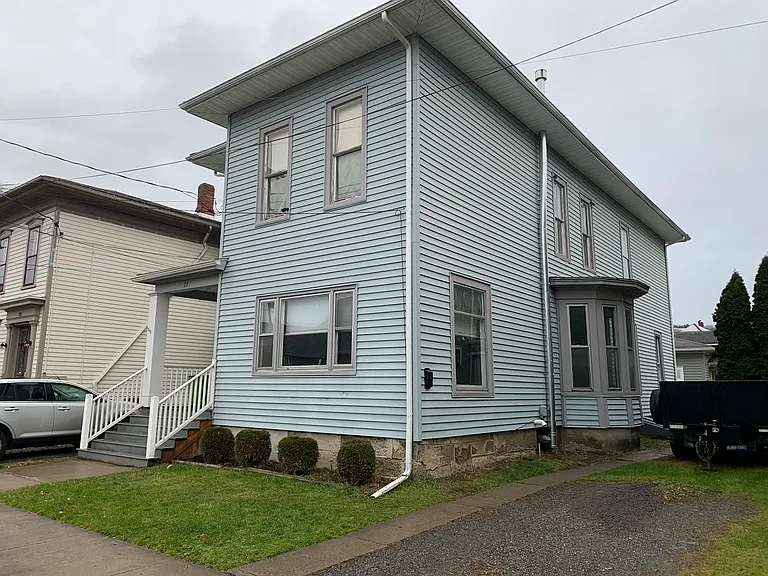 23 Hakes Ave #201 — Photo 1