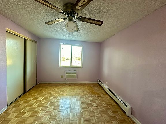 4th image of 1304 S Parker Rd APT 261