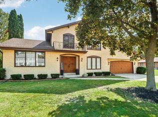S67W17531 Rossmar Dr, Muskego, WI 53150