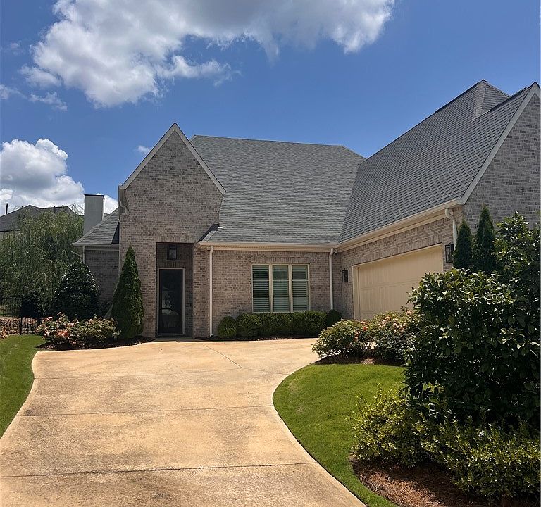 1st image of 1003 Fairview Dr