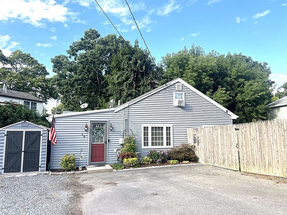 1st image of 19 Water St