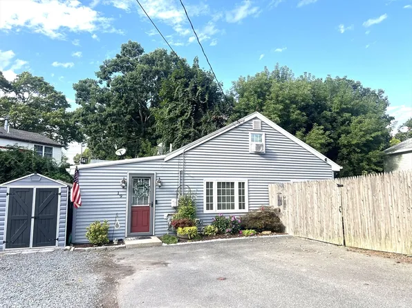 19 Water St, Swansea, MA 02777
