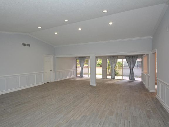 5th image of 10790 Green Trail Dr S