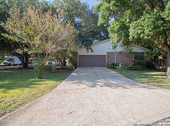4th image of 11315 Whisper Glen St