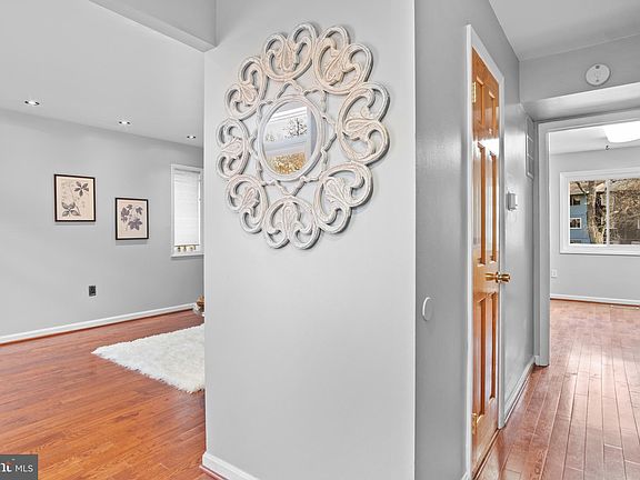 5th image of 2906 Cantania Pl