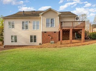 306 Neuse Ridge Dr, Clayton, NC 27527