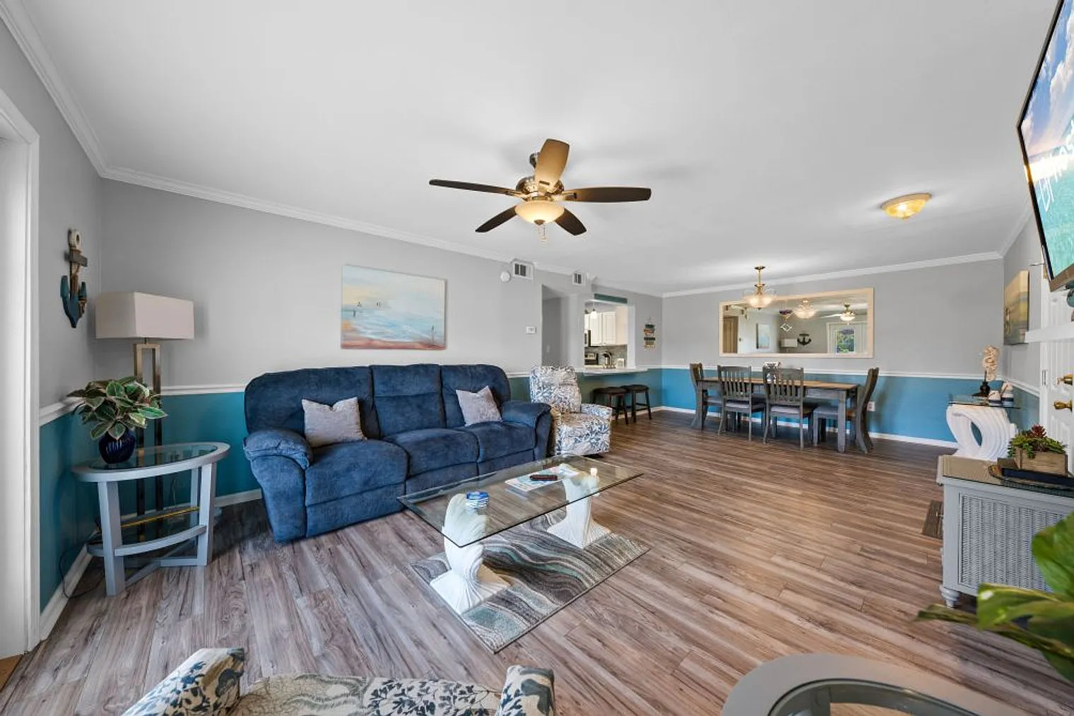 3 bed, 2.0 bath, 1194 sqft, $6,938 — Photo 3