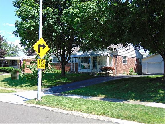 3rd image of 2513 La Plata Dr