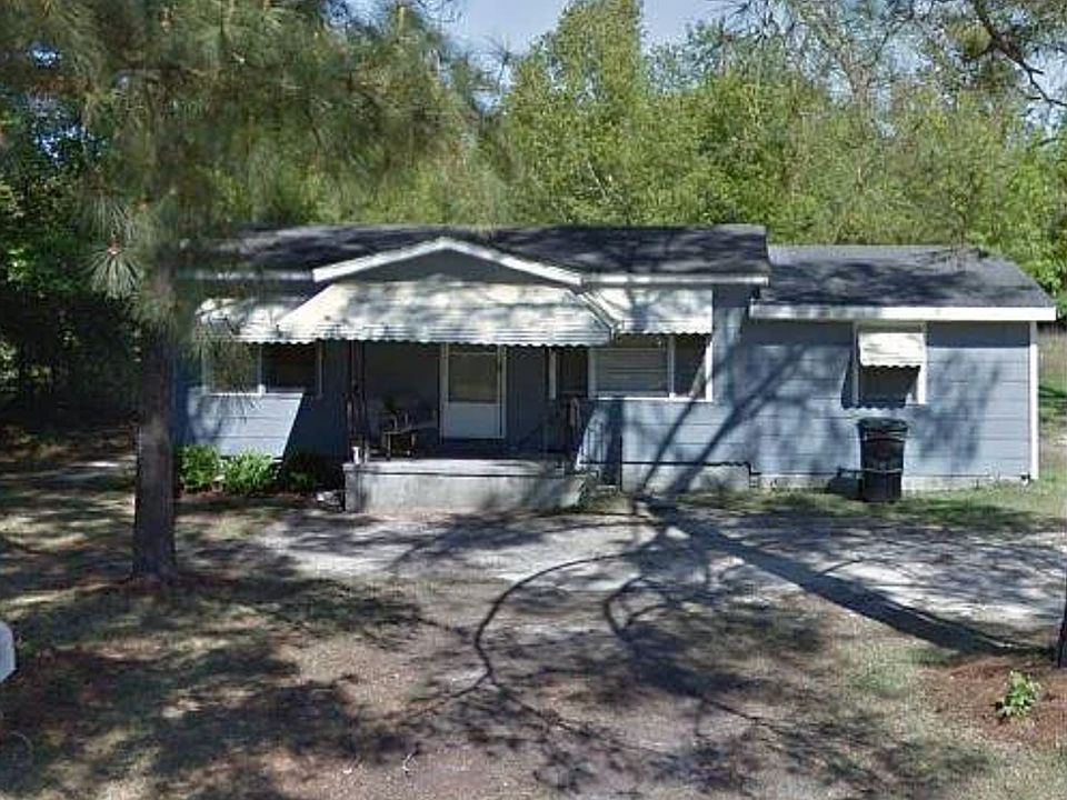 1st image of 207 Poplar St