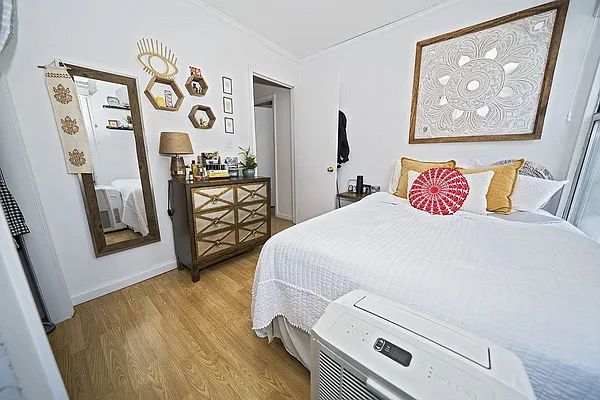 Rented by Level Group | media 7
