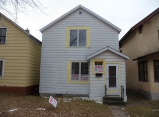 225 5th St SW, Chisholm, MN 55719