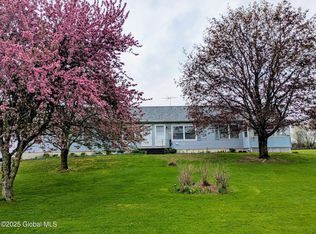 19 Cartier Ln, Fort Ann, NY 12827