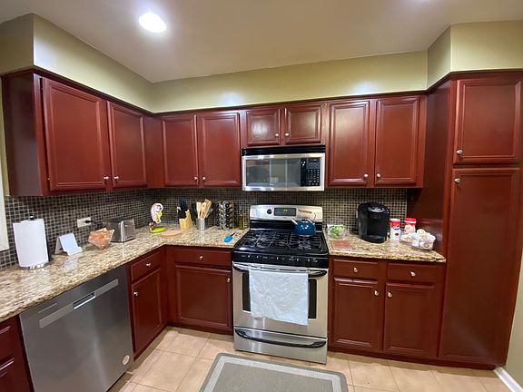 4th image of 4030 N Pulaski Rd APT A