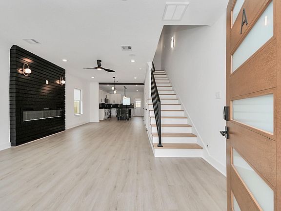 2nd image of 5414 Ina St