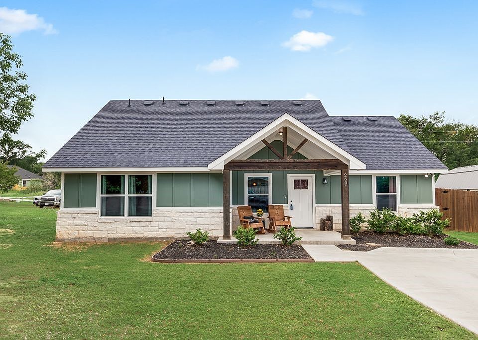 1st image of 2601 Houston Ct