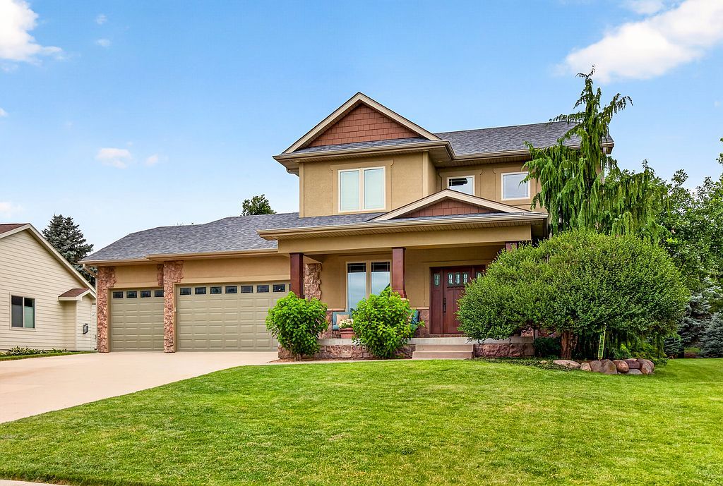 940 SE Bluegrass Cir - Property Image