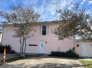 241 Helen St, Gretna, LA 70056