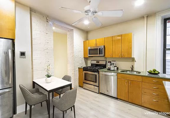 2nd image of 509 W 122nd St APT 3