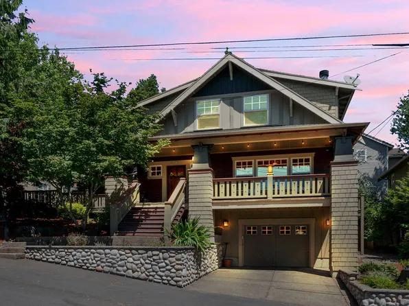 2939 SW Custer St, Portland, OR 97219