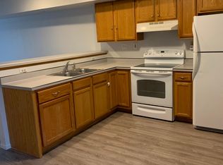 4007 Westover Rd SE APT C, Cedar Rapids, IA 52403