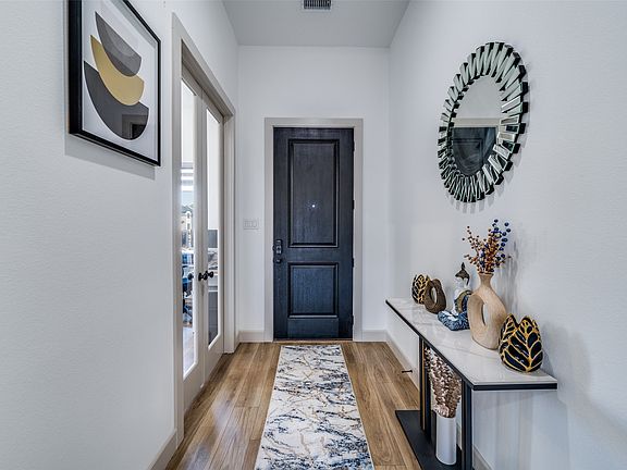 3rd image of 2809 Borderland Ln