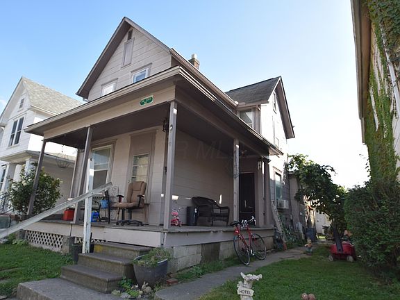2nd image of 561 E Stewart Ave