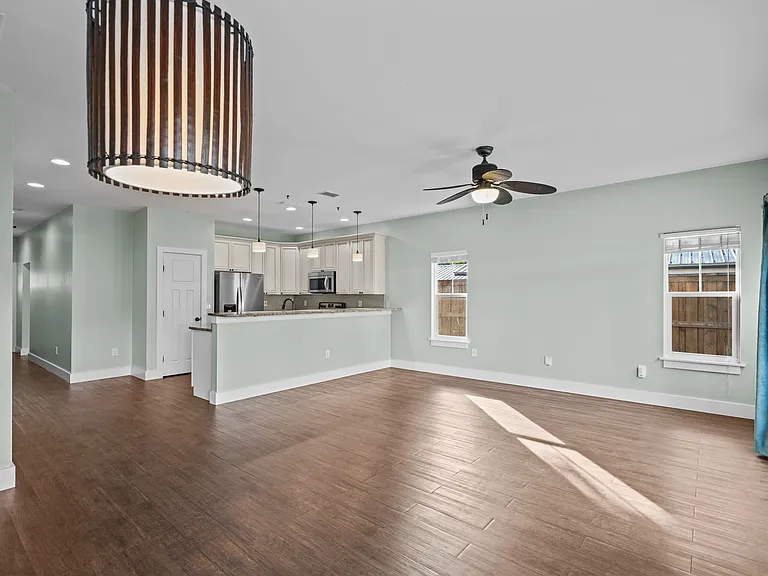 228 Herada St — Photo 20